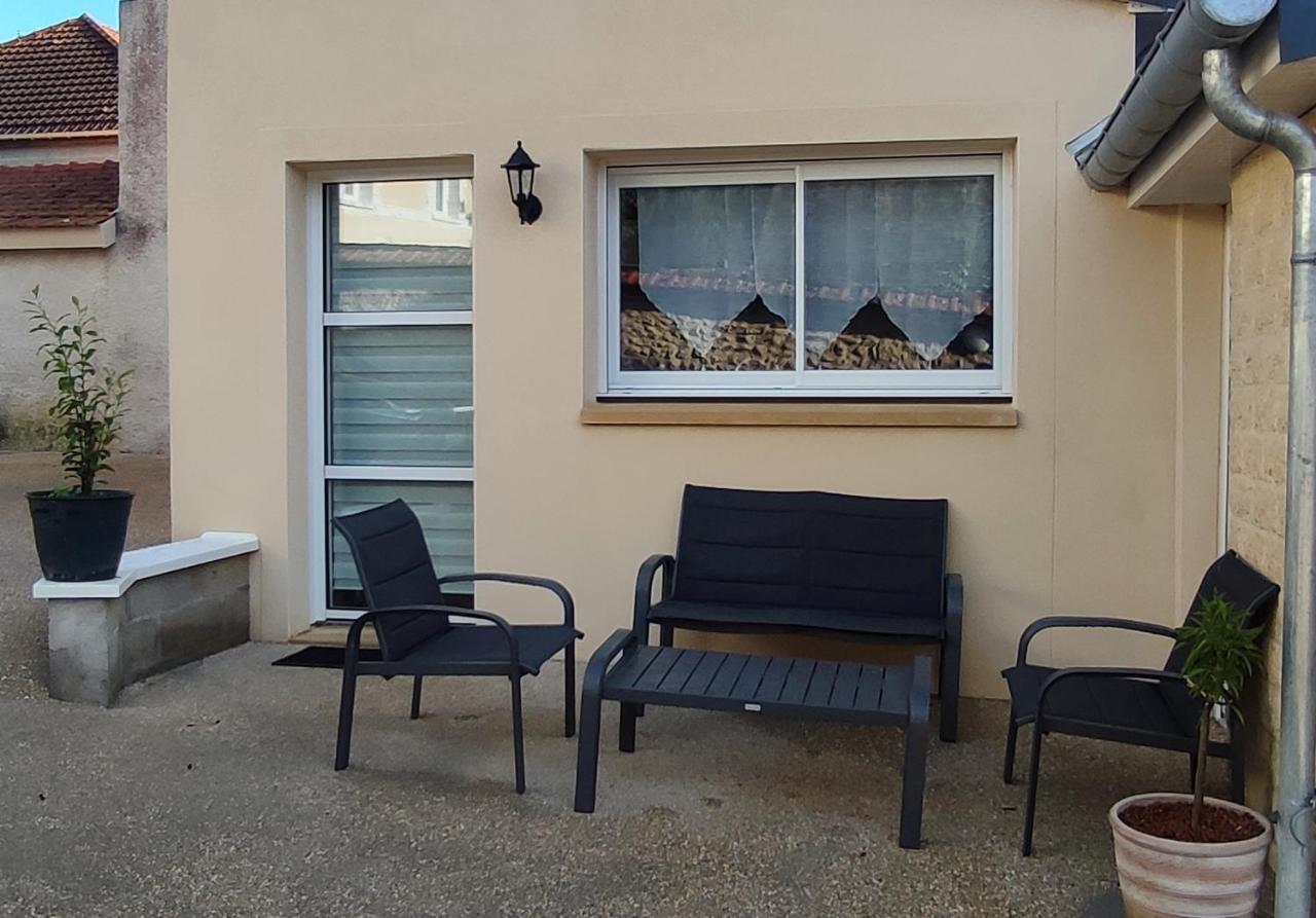 Maison Studio 4 Personnes Avec Mezzanine Saint-Marcel  Екстериор снимка